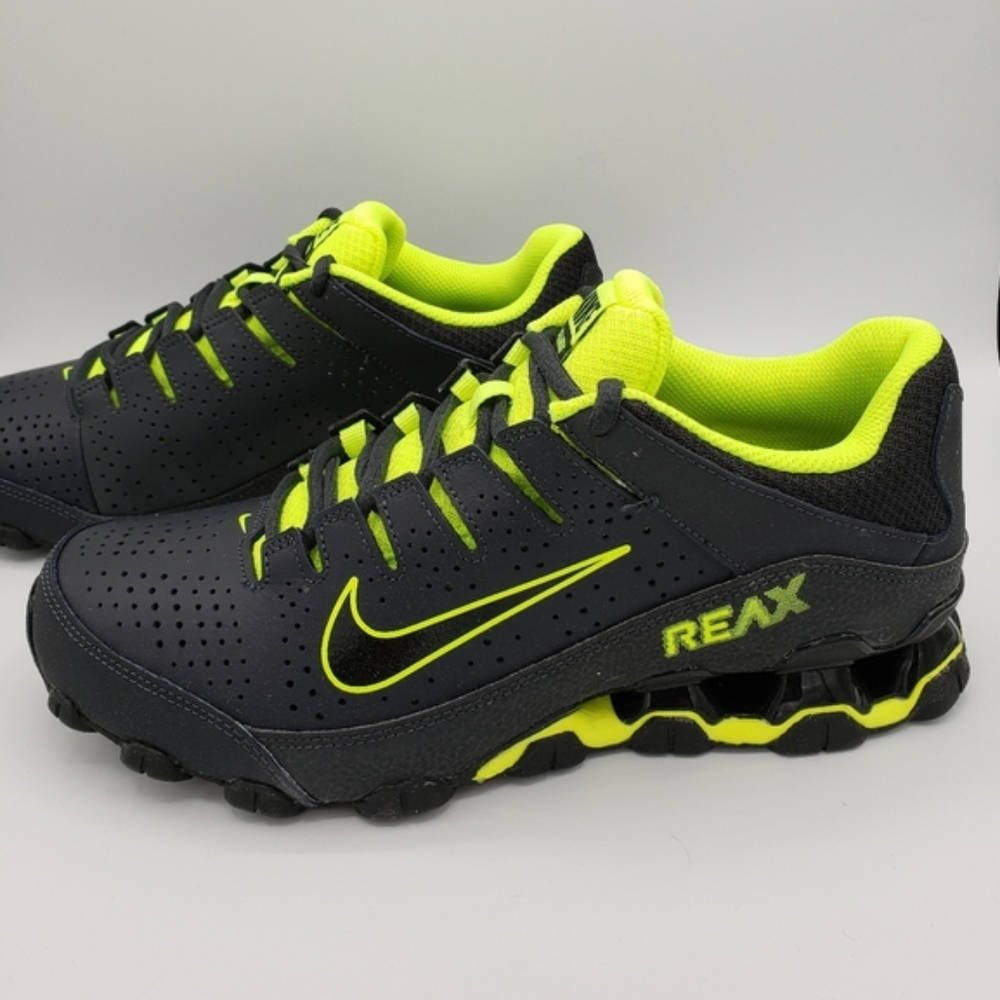 Nike Reax 8 TR Black Volt Training shoes